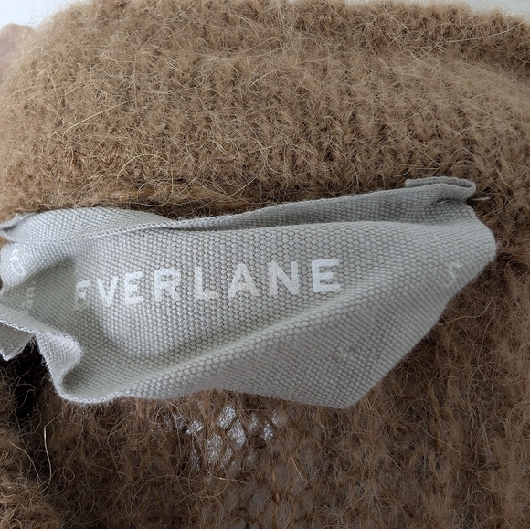 💘 Everlane The Cocoon Crew in Alpaca in Tiger’s Eye Tan Women’s Size Small - Picture 8 of 9